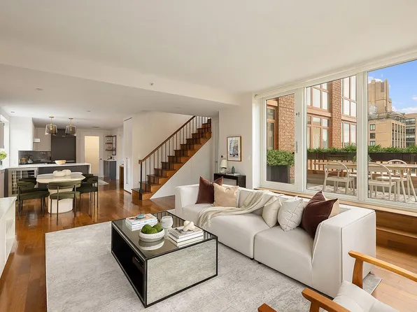 130 W 20th St #Ph11b, New York, NY 10011