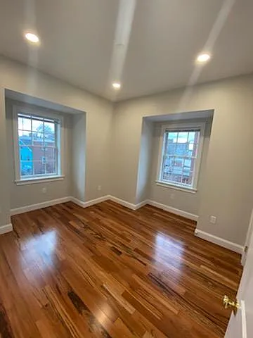 136 Inman St #6 — Photo 8