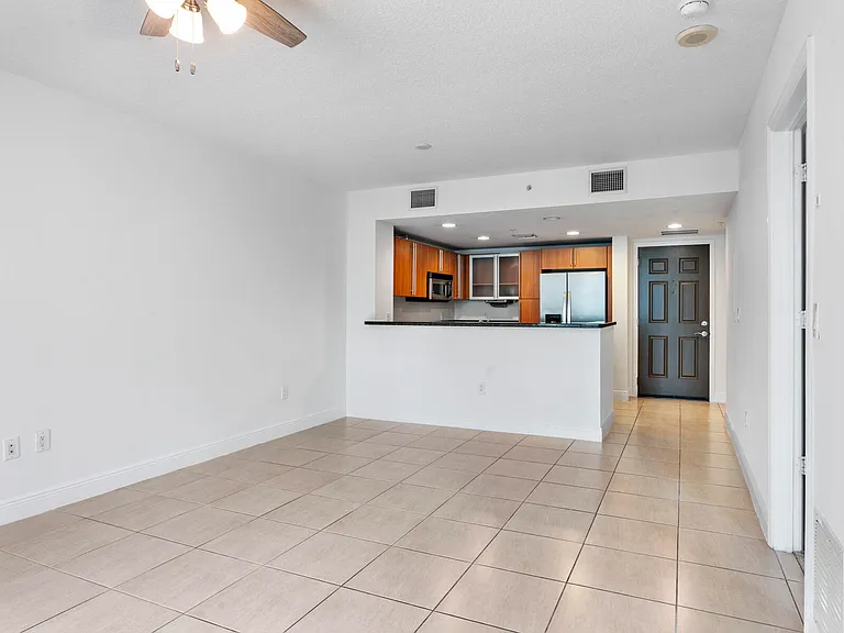 610 Clematis St #527 — Photo 10