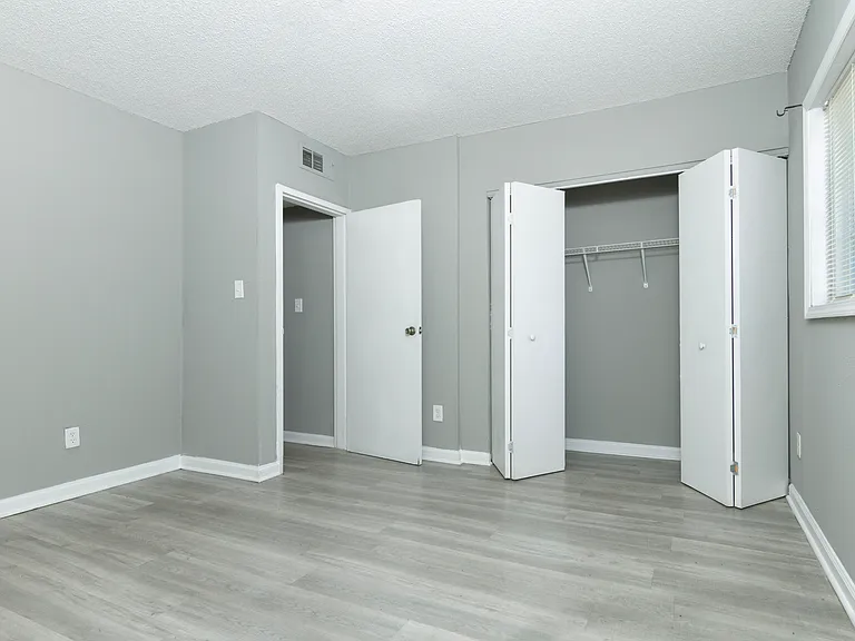 1834 John Calvin Ave #11 — Photo 2