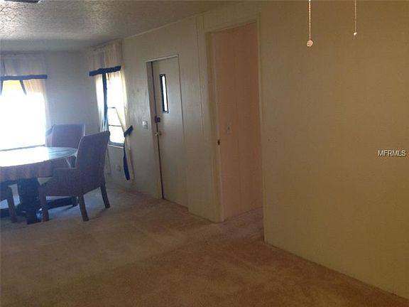 4th image of 403 Niblick Ln