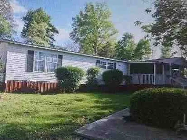 129 Sparrow, Rocky Top, TN 37769