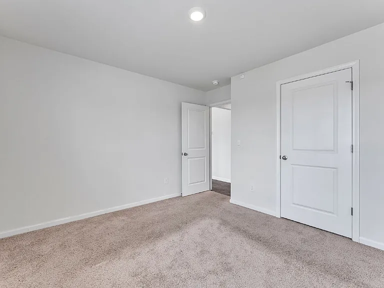 107 Milldale Dr — Photo 13