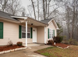 347 Touch Me Not Ln, Charlotte, NC 28216