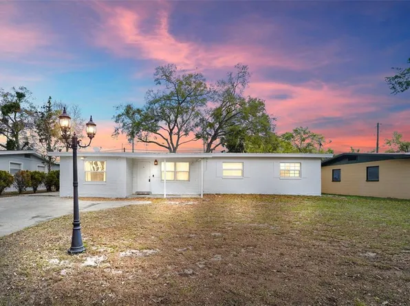 215 36th St SE, Largo, FL 33771