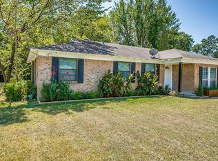 9804 Cushing Dr, Dallas, TX 75217