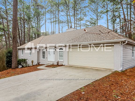 3rd image of 504 Ironwood Ct SE