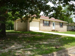 402 Burgess St, Opp, AL 36467