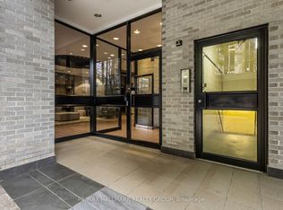 18 Nepean St #701, Ottawa, ON K2P2L2