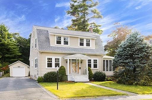 1st image of 30 Swan Ave