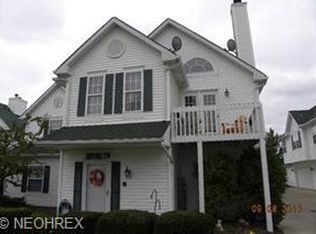 272 Vista Cir #18A, North Olmsted, OH 44070