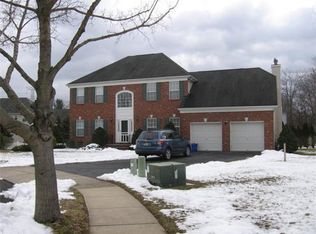 14 Rea Ct, Piscataway, NJ 08854