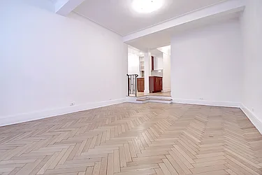 Rented by Urbane Brokerage