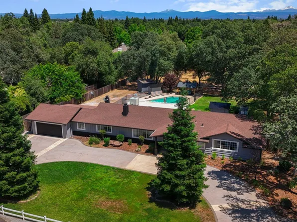 4223 Alta Mesa Dr, Redding, CA 96002