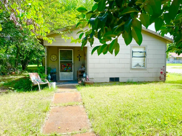 312 E Elm St, Celina, TX 75009