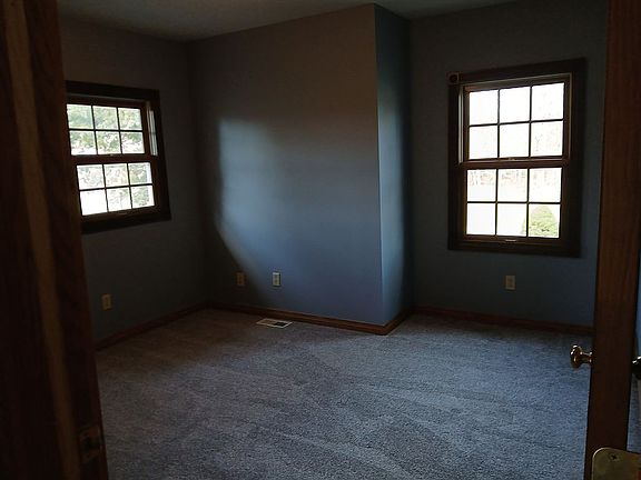 New carpet and paint 