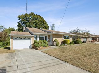 239 Meyner Dr, Bellmawr, NJ 08031