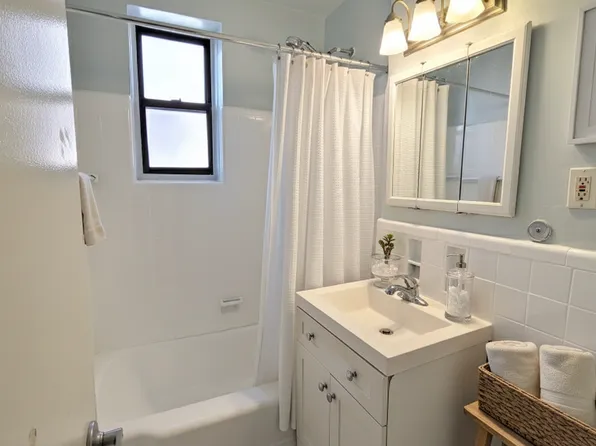 103-25 68th Avenue image 4 of 9