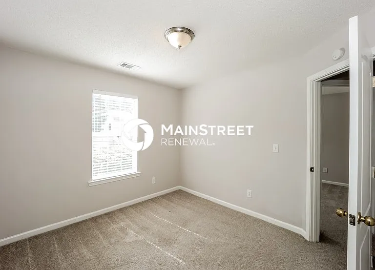 714 Rosewood Cir — Photo 11
