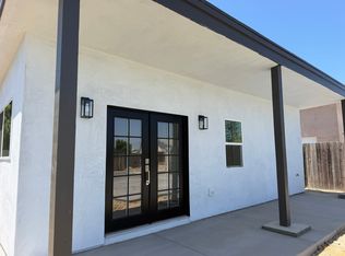 1038 Evergreen Dr, Encinitas, CA 92024