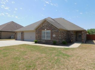 3008 N 17th St, Rogers, AR 72756