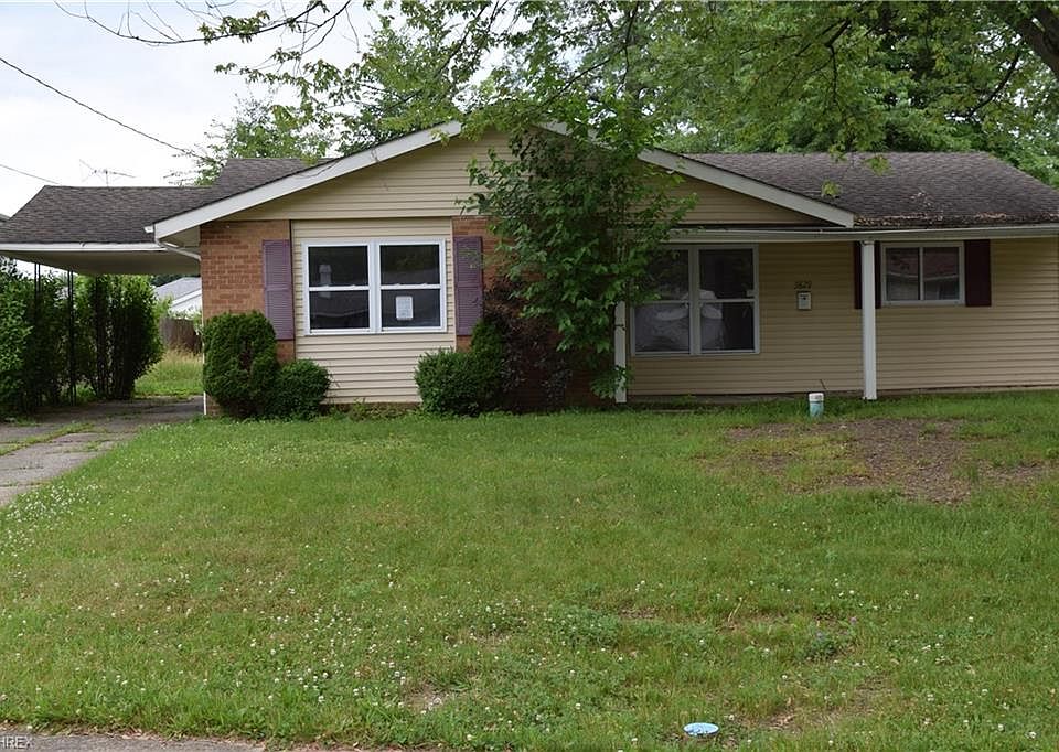 1st image of 3829 Oakwood Ave