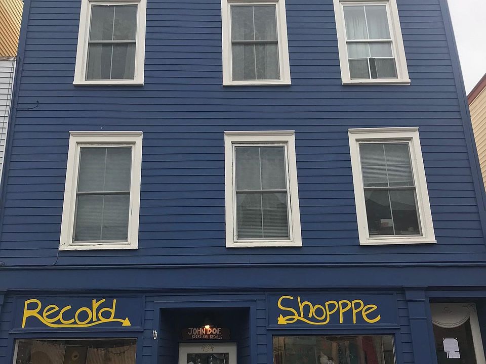1st image of 434 Warren St #2R