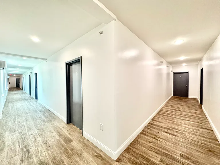 4077 Lancaster Ave #311-R — Photo 35