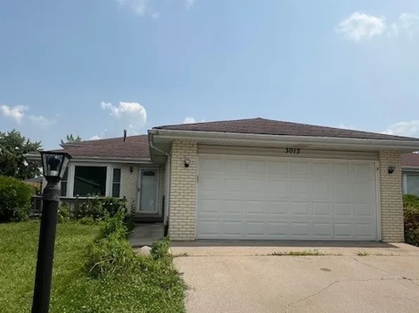 3013 Crescenzo Dr, South Chicago Heights, IL 60411