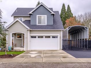 2477 G St, Hubbard, OR 97032