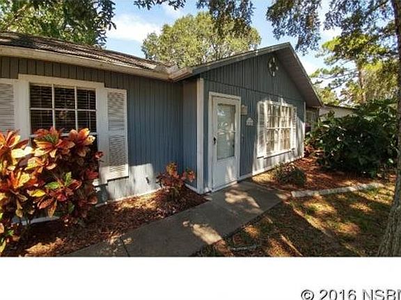 2nd image of 2928 Travelers Palm Dr