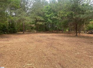 195 Commerce Ave, Clinton, SC 29325