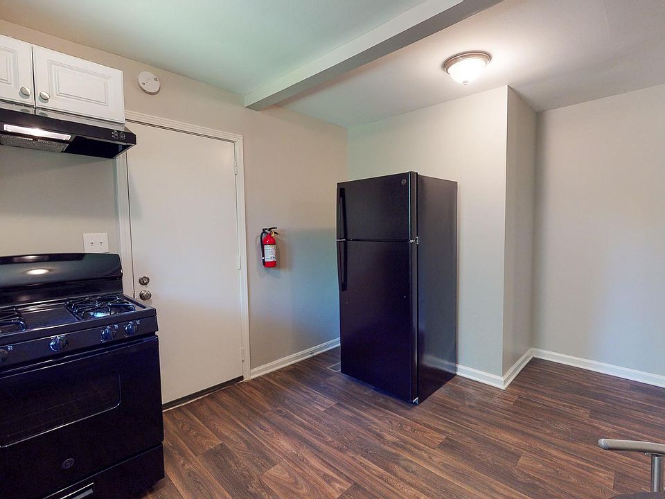 1st image of 3086 Empire Blvd SW #13702842