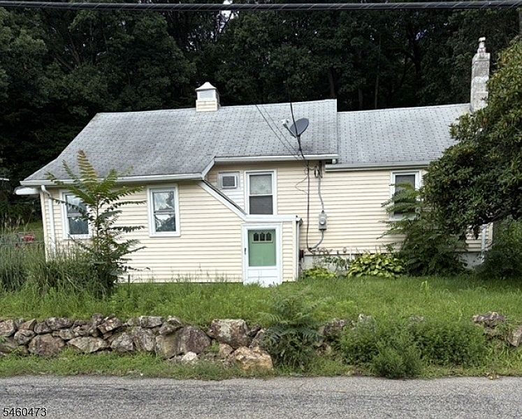 1st image of 15 Mount Arlington Rd
