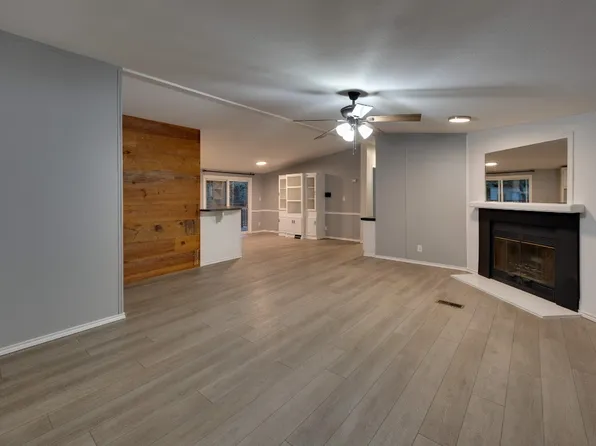 3740 Lucy Trimble Rd, Burleson, TX 76028