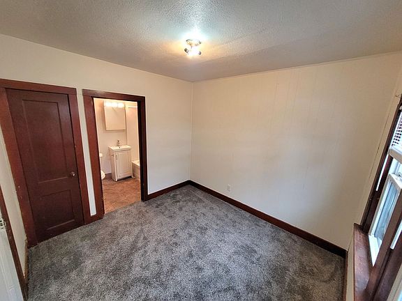 4th image of 1804 Wood St Unit 1804