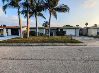 3136 Pinon Dr, Holiday, FL 34691