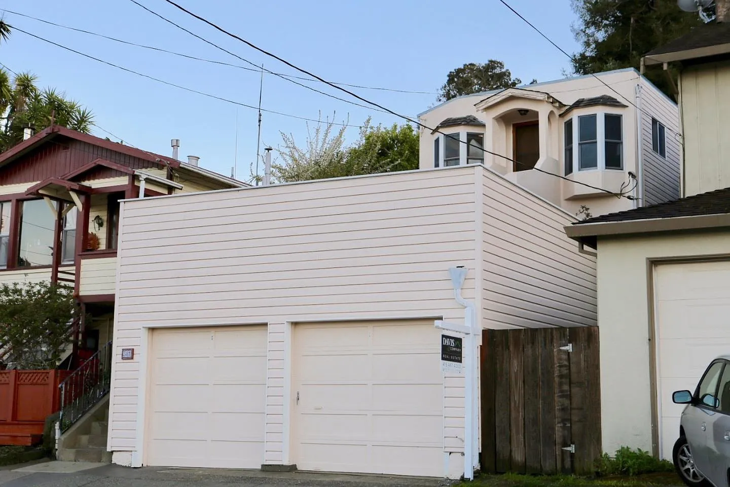 381 Alvarado St photo 1