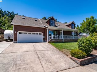 928 S 67th St, Springfield, OR 97478