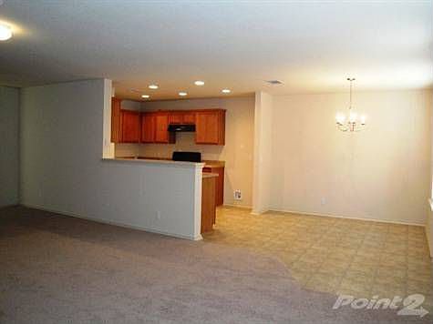 220 Pentire Dining
