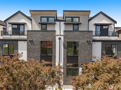 8341 C 12th Avenue NW, Seattle, WA, 98117