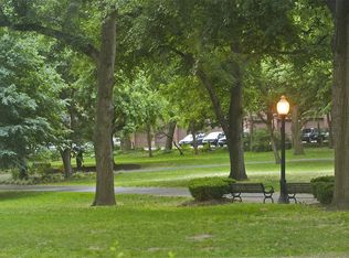 35 Thatcher St #B2, Brookline, MA 02446