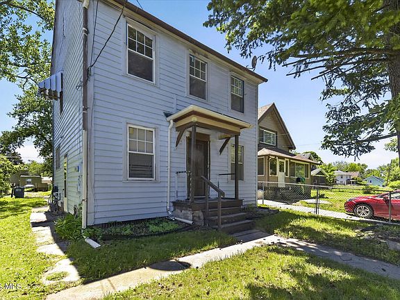 3rd image of 1717 Freeman St