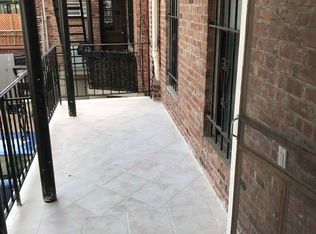 30-59 32nd St #1A, Astoria, NY 11102