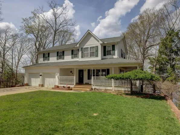 246 Circle Hill Rd, Ghent, WV 25843