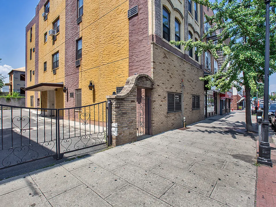 415-17 Central Ave #C