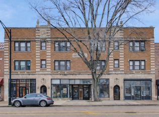 6234 N Broadway St APT 3, Chicago, IL 60660