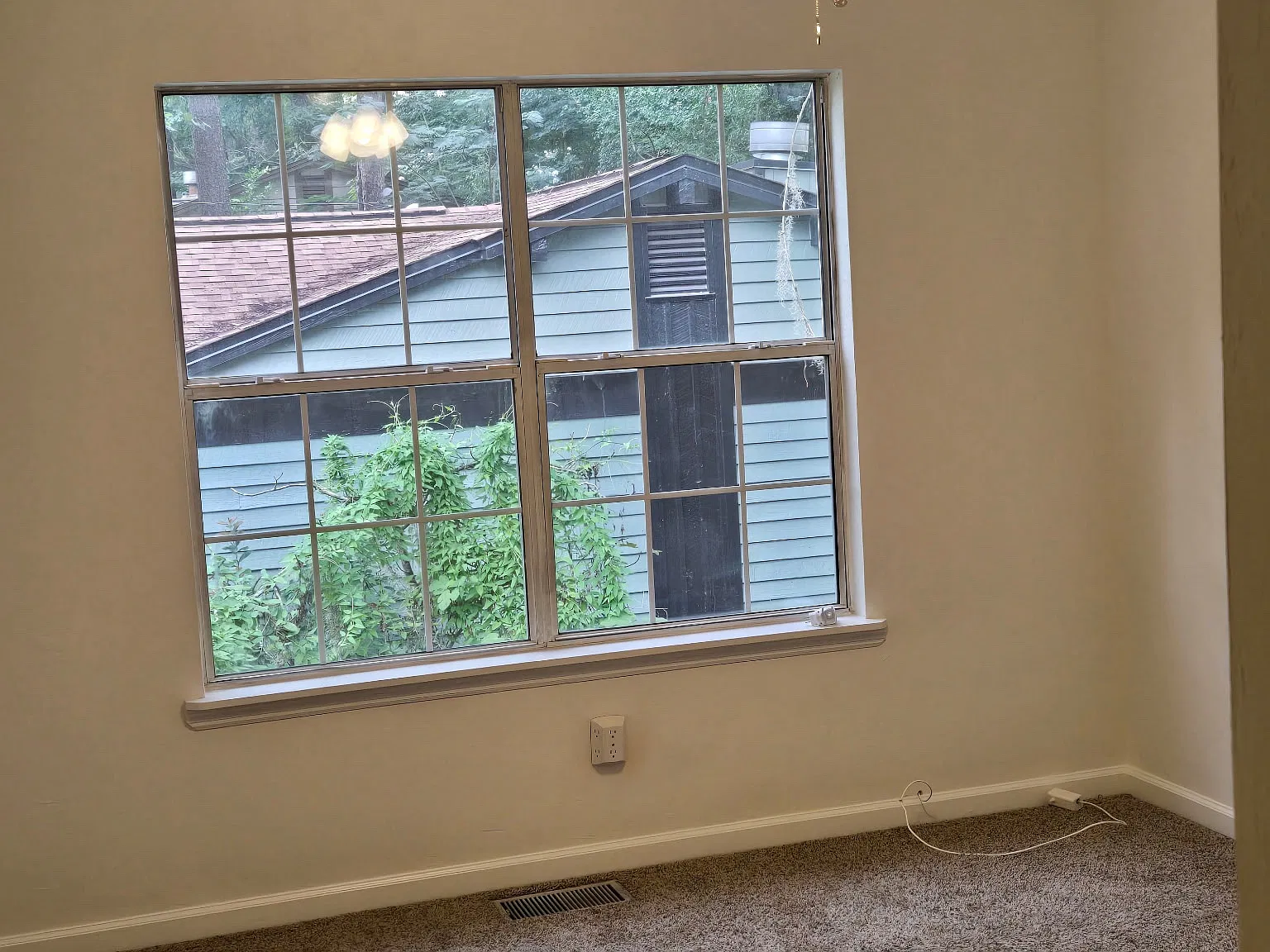 3 bed, 1345 sqft, $1,500 — Photo 2