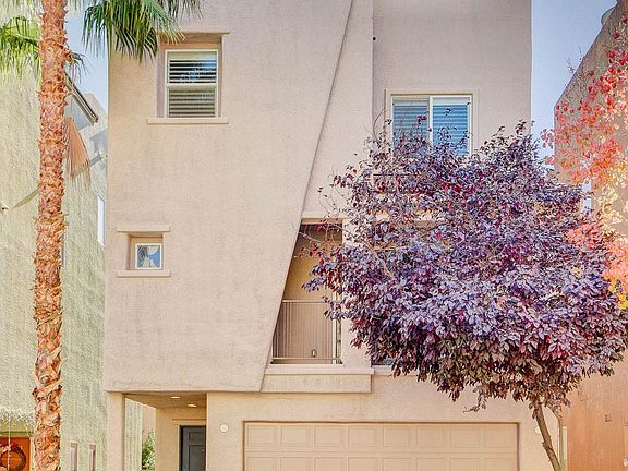 3rd image of 9367 Hilgard Ave