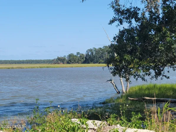 8 Morgan Point Road, St. Helena Island, SC 29920
